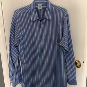 $3 for $45! Brooks brothers slim fit formal shirt